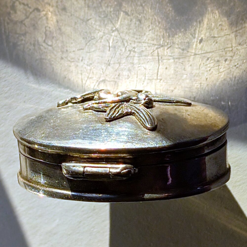 Sterling Silver Fairy pill box or trinket Box - Picture 6 of 14